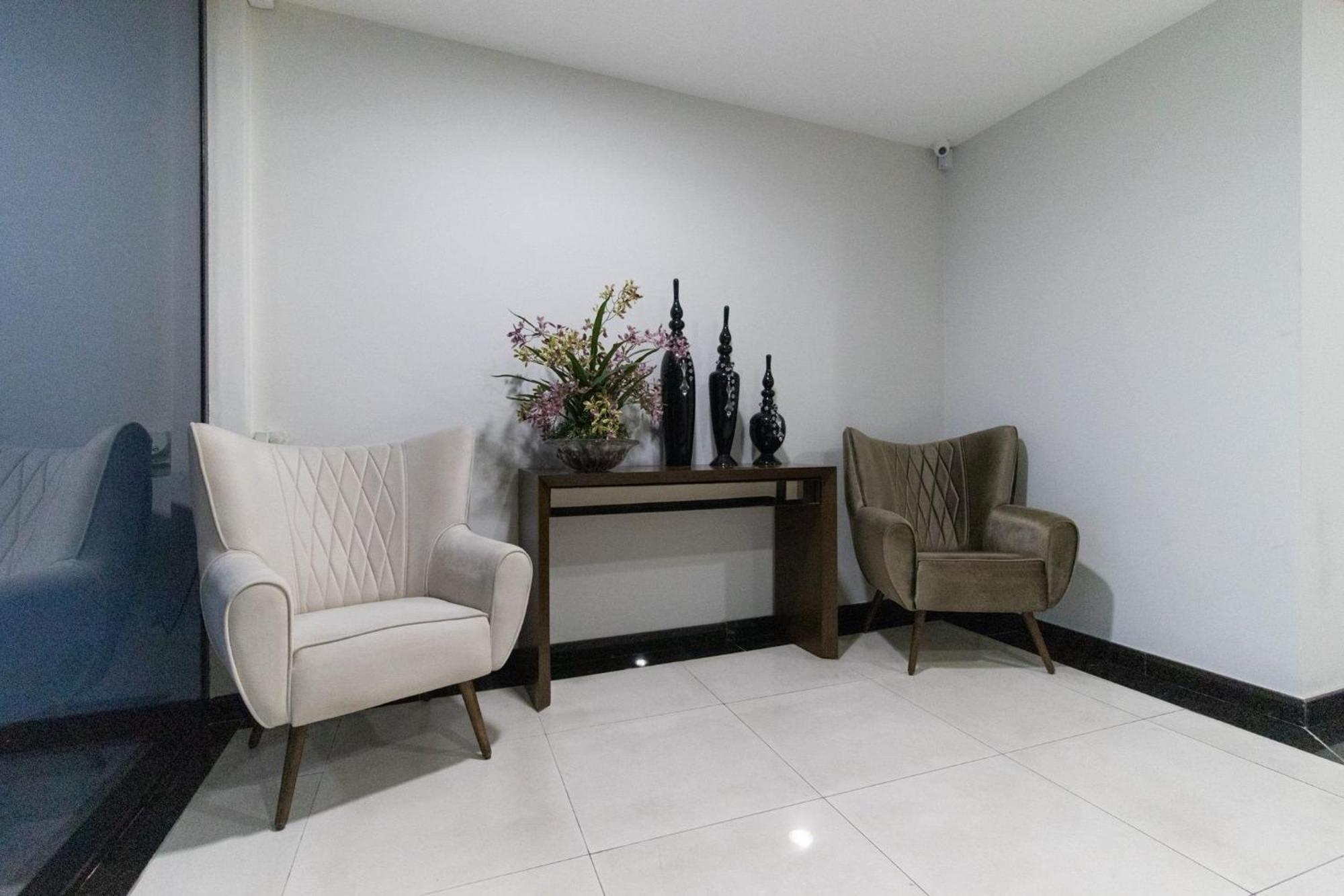 Apartamento Mtey83 - 1 Dorm, Av. Brasil, Climatizado, Garagem Balneario Camboriu