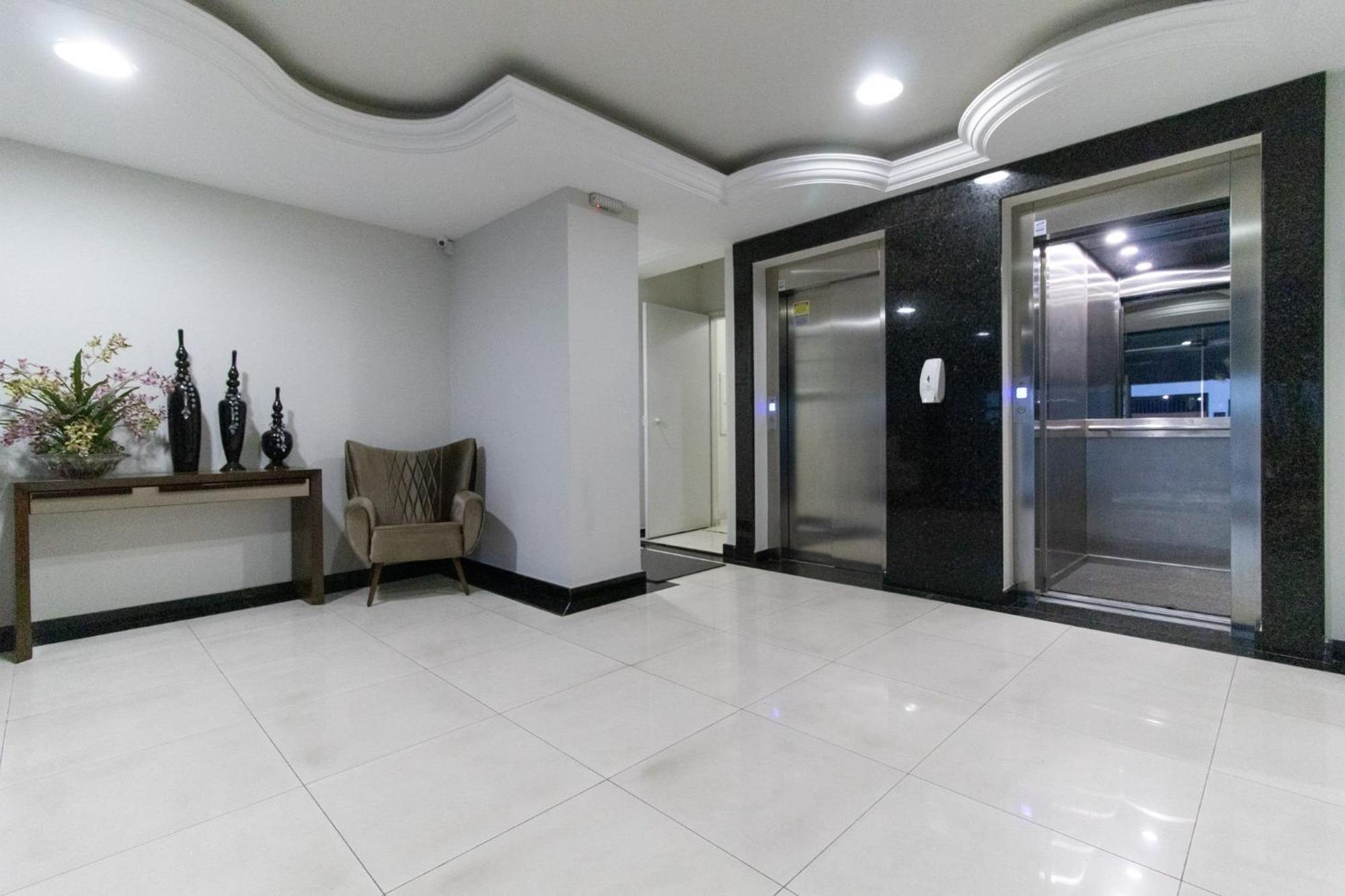 Mtey83 - 1 Dorm, Av. Brasil, Climatizado, Garagem