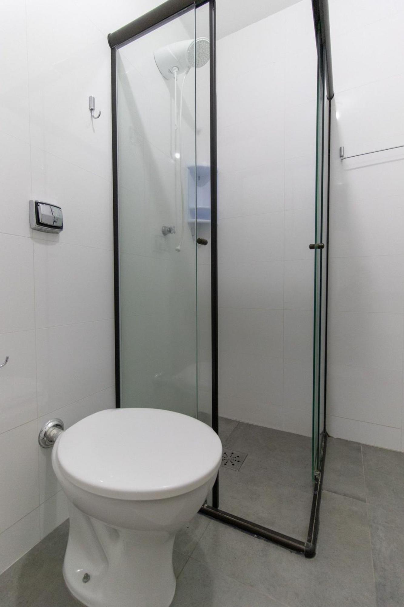 Apartamento Mtey83 - 1 Dorm, Av. Brasil, Climatizado, Garagem *