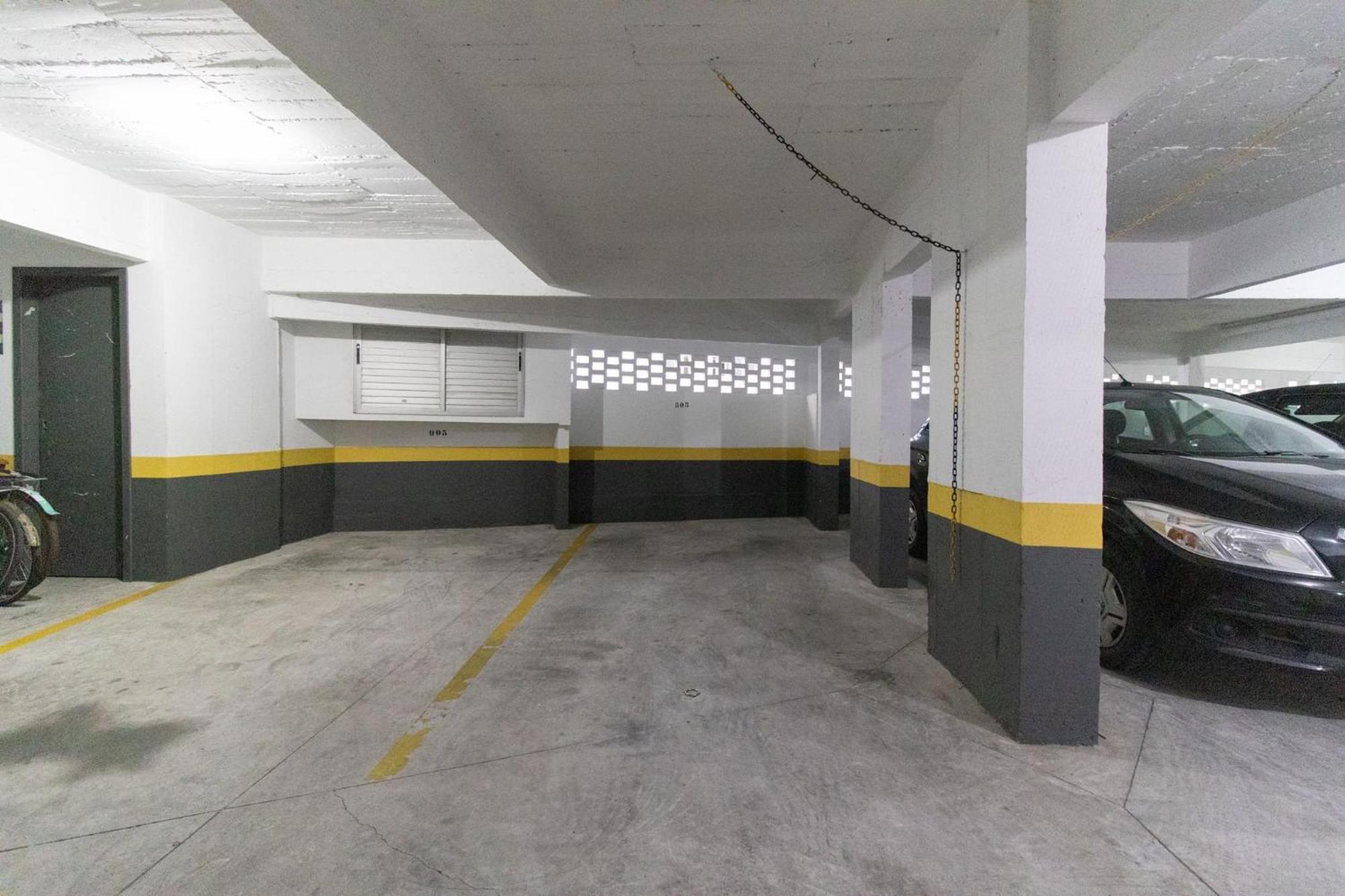 Apartamento Mtey83 - 1 Dorm, Av. Brasil, Climatizado, Garagem