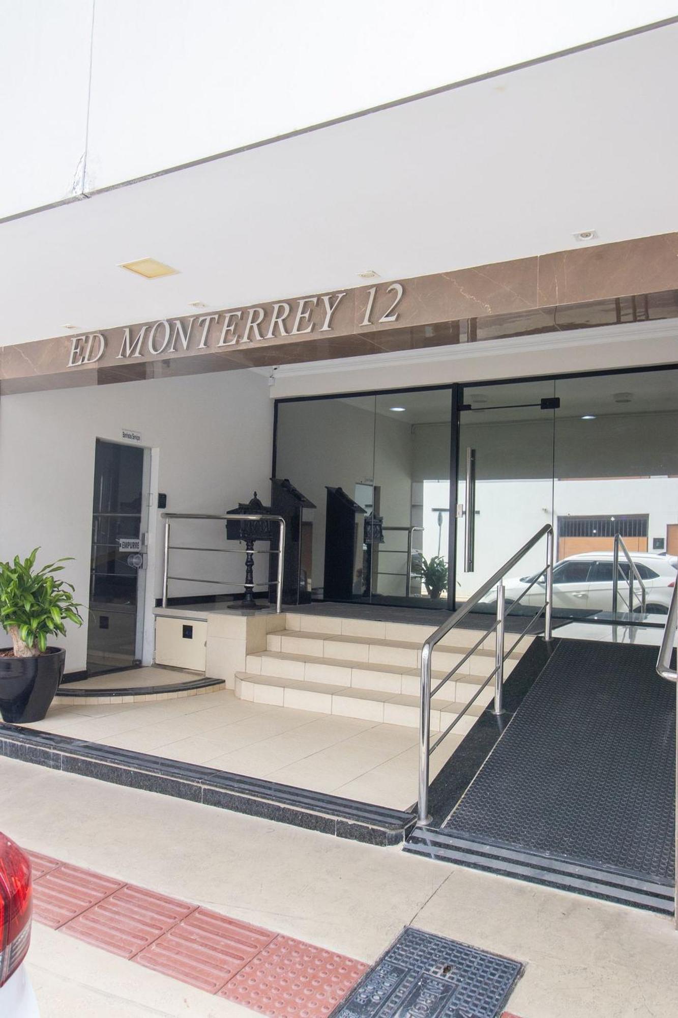 Mtey83 - 1 Dorm, Av. Brasil, Climatizado, Garagem Apartamento
