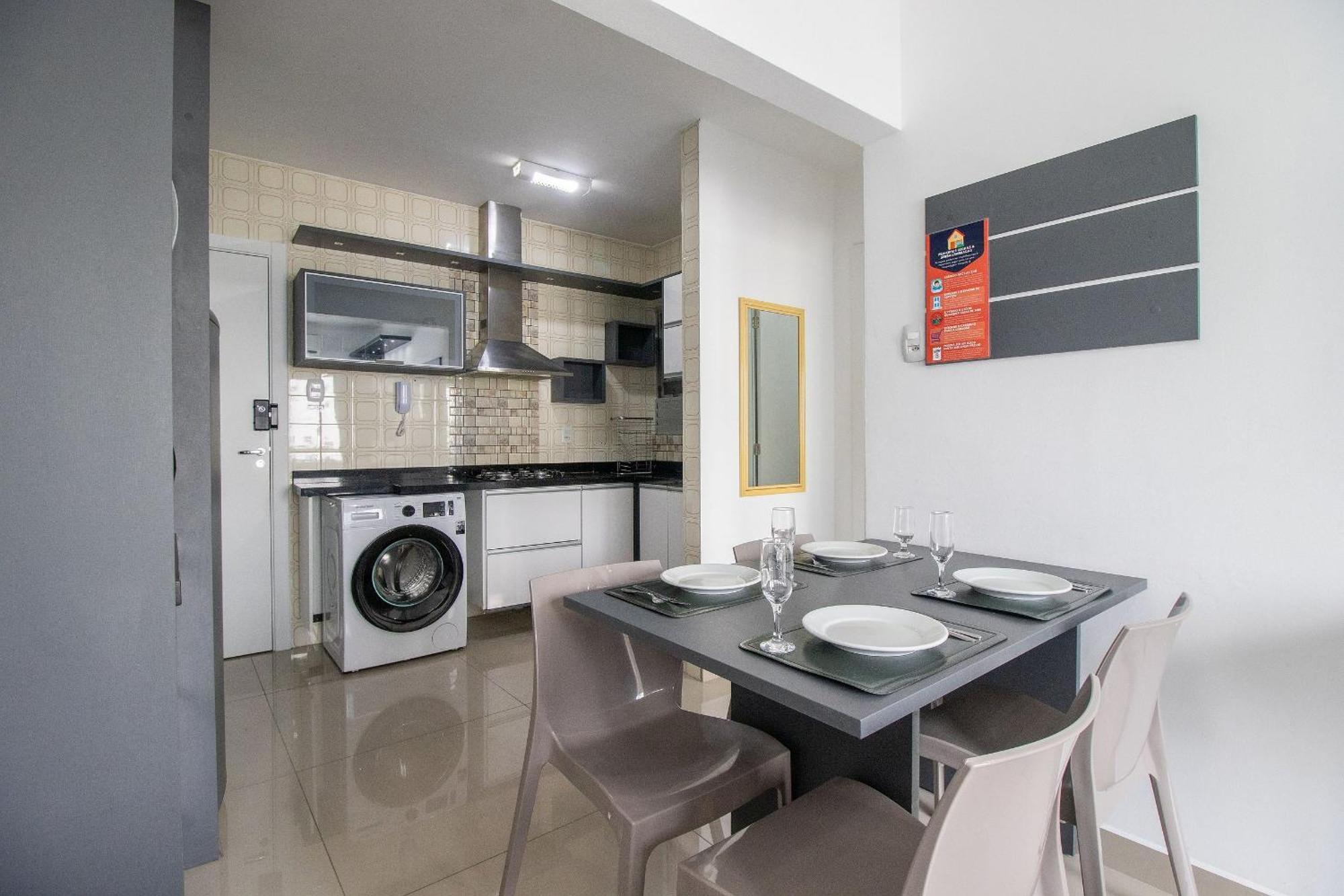 Mtey83 - 1 Dorm, Av. Brasil, Climatizado, Garagem